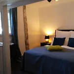 Habitación en casa particular Manoir -1654- Historisch Schlafen In Monschaus Altstadt *