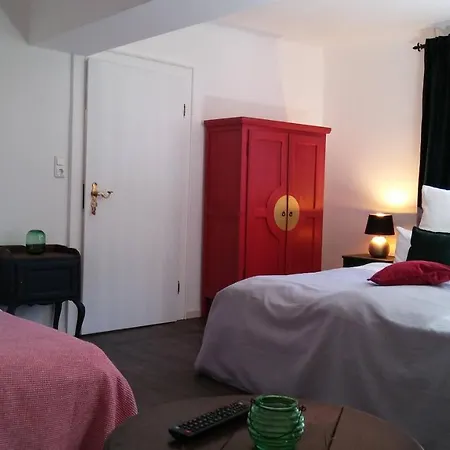 Manoir -1654- Historisch Schlafen In Monschaus Altstadt Privatunterkunft Monschau