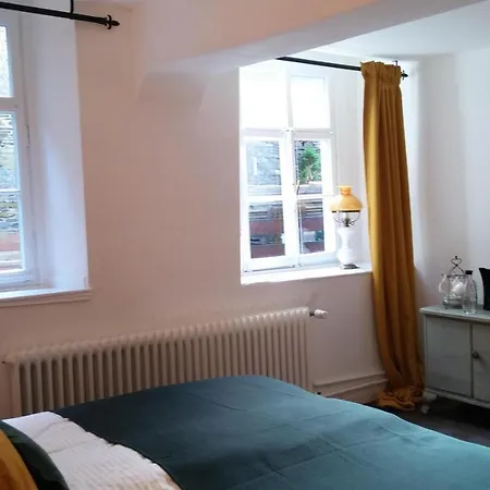 Manoir -1654- Historisch Schlafen In Monschaus Altstadt