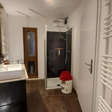 Manoir -1654- Historisch Schlafen In Monschaus Altstadt Моншау