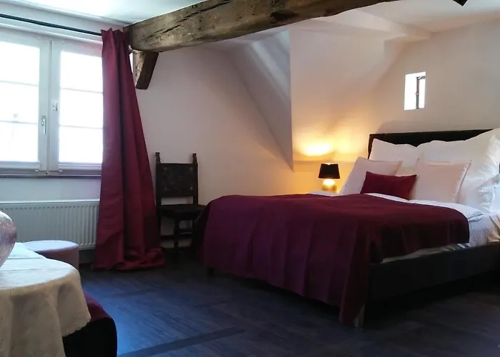 Rum i privatbostad Manoir -1654- Historisch Schlafen In Monschaus Altstadt