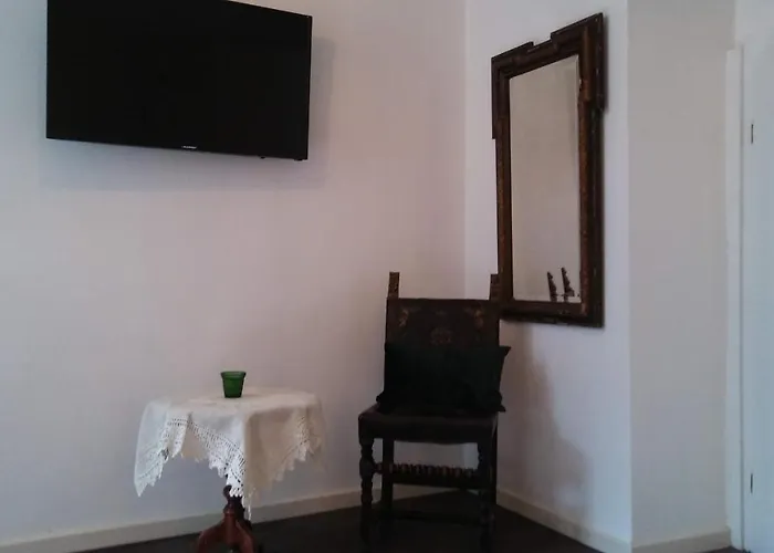 Rum i privatbostad Manoir -1654- Historisch Schlafen In Monschaus Altstadt