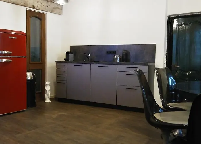 Manoir -1654- Historisch Schlafen In Monschaus Altstadt Homestay *